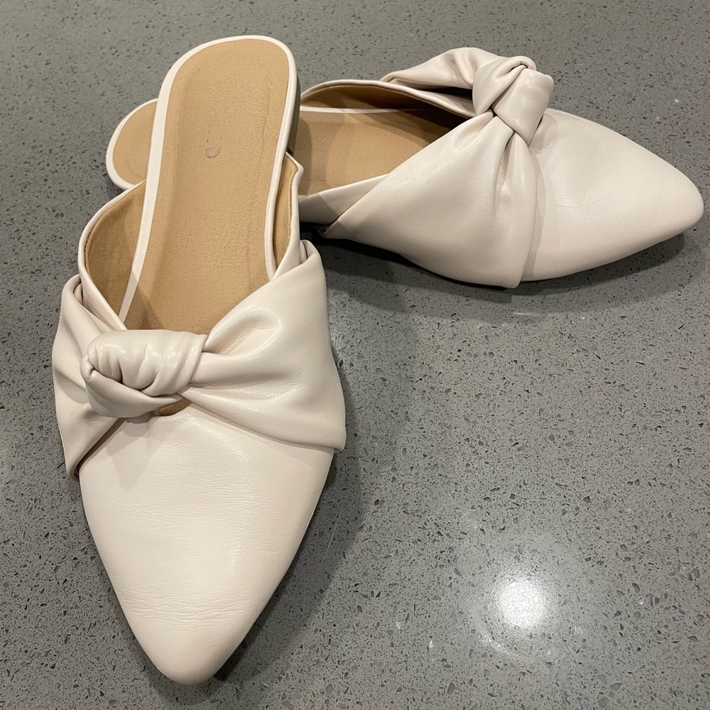 Torrid Cream Bow Flats